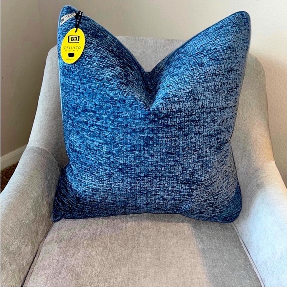 1-NWT CALLISTO HOME DECORATIVE THROW PILLOW please read description for details - Picture 10 of 15